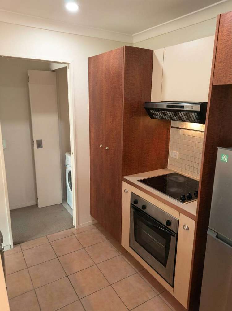 1PA/160 Symonds Street Eden Terrace_3