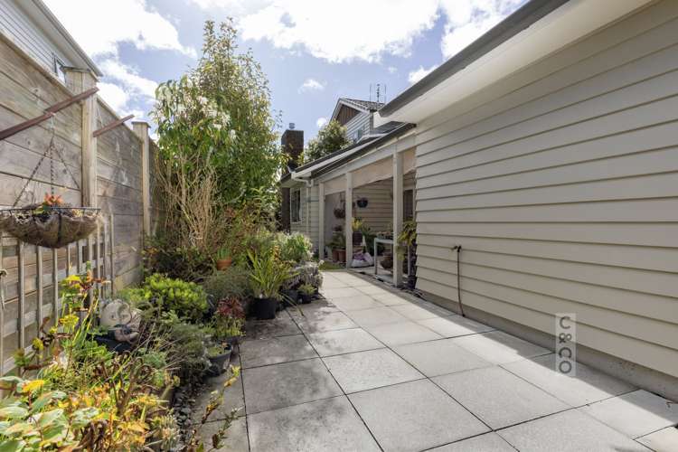 64 Pohutukawa Parade Riverhead_28