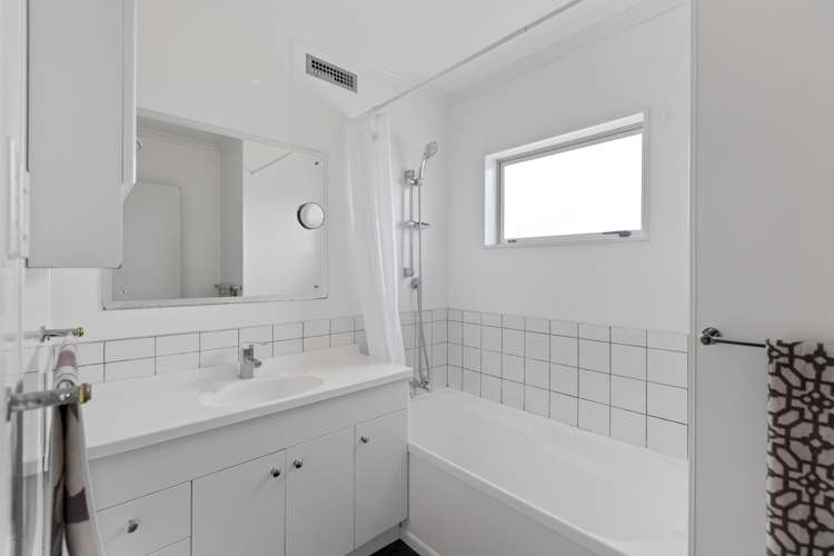 8 Blenheim Place Vogeltown_21