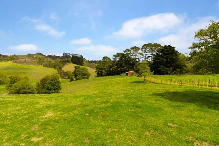 141 Annett Road Kumeu_21