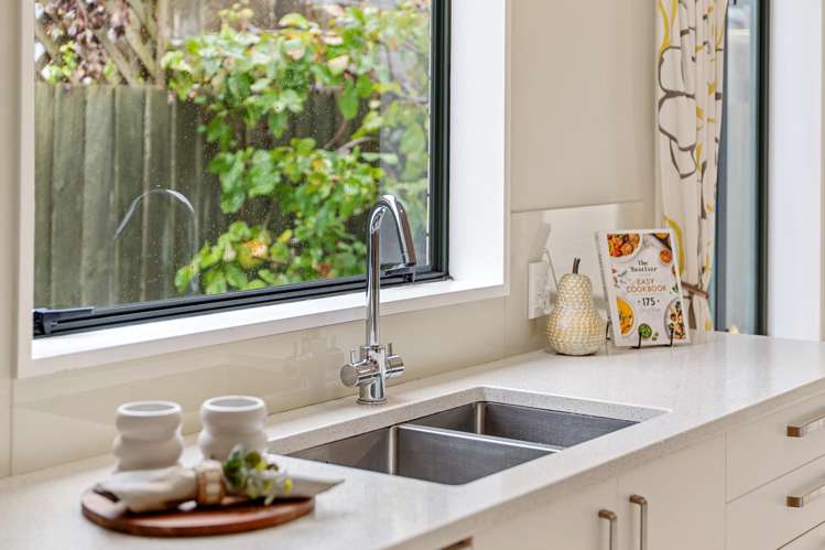 2/56 Kotare Street Fendalton_11