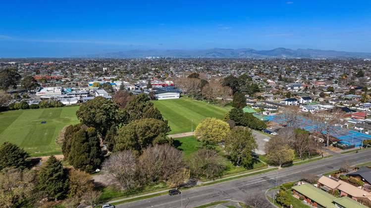 24 Elvira Court Bishopdale_24