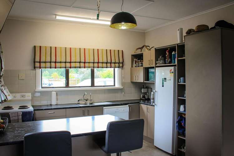 2378 Takapau Road Waipukurau Central Hawke's Bay Houses for Rent