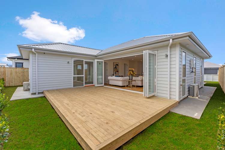 9a Uatoto Road Clarks Beach_21