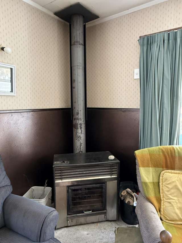 Hut 18/1538 Pareora River Road Maungati_3