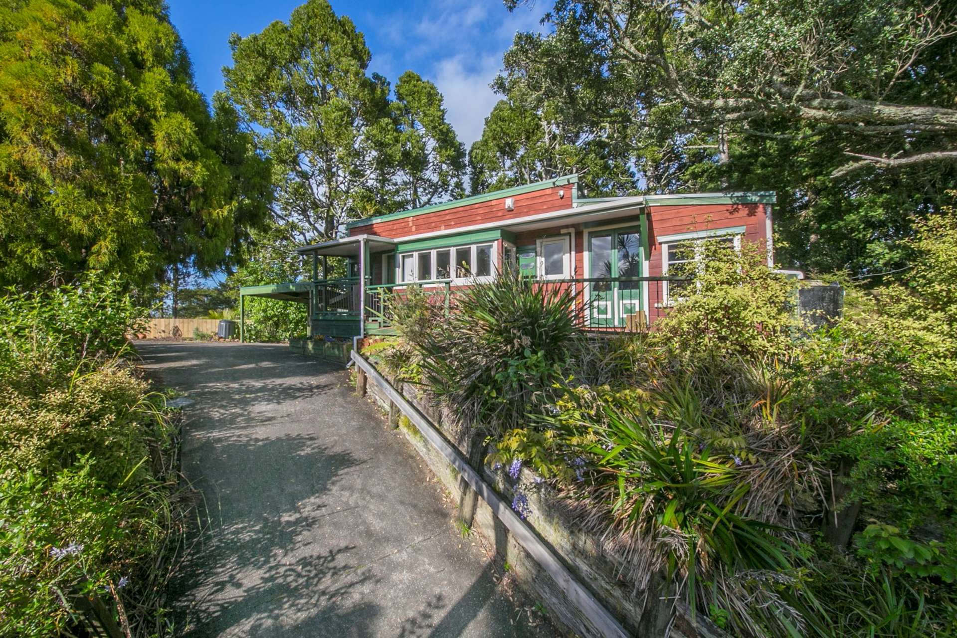 37 Kauri Point Road Laingholm_0