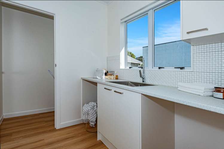 296 Western Hills Drive Avenues_9