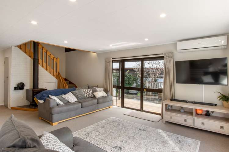 17 Cedar Road Te Awanga_5