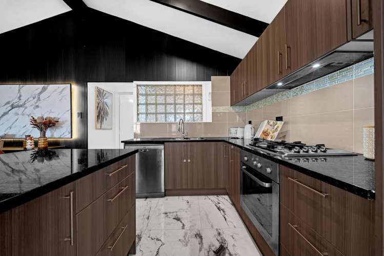 296A Triangle Road Massey_24