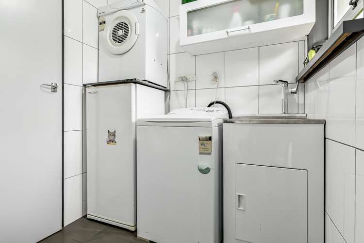 21 Brookbank Place Glenview_15