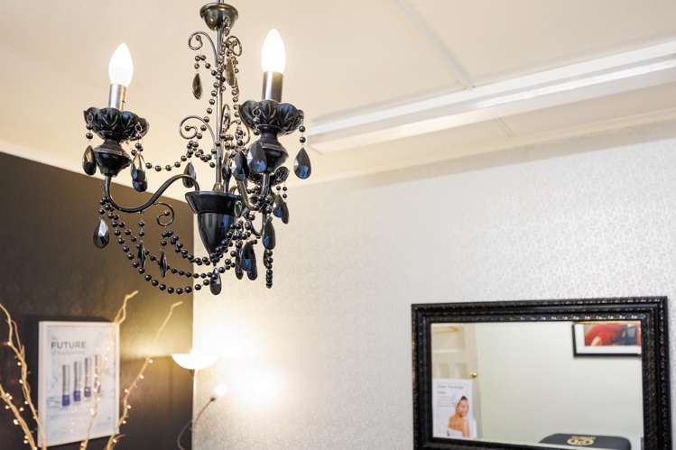 192 Fitzherbert Avenue West End_12