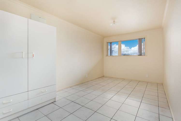 6 Graham Avenue Te Atatu Peninsula_16