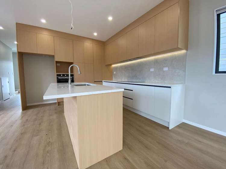 1/16 Waterloo Road Milford_4