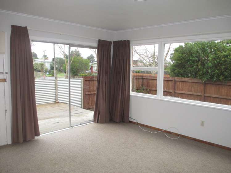 7 Leeds Street Silverdale_5