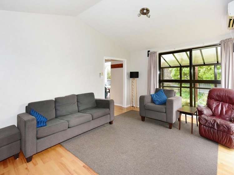 58 Charles Upham Avenue Hillmorton_2