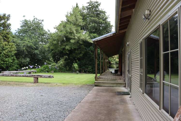 544 Mohakatino Road Mokau_11