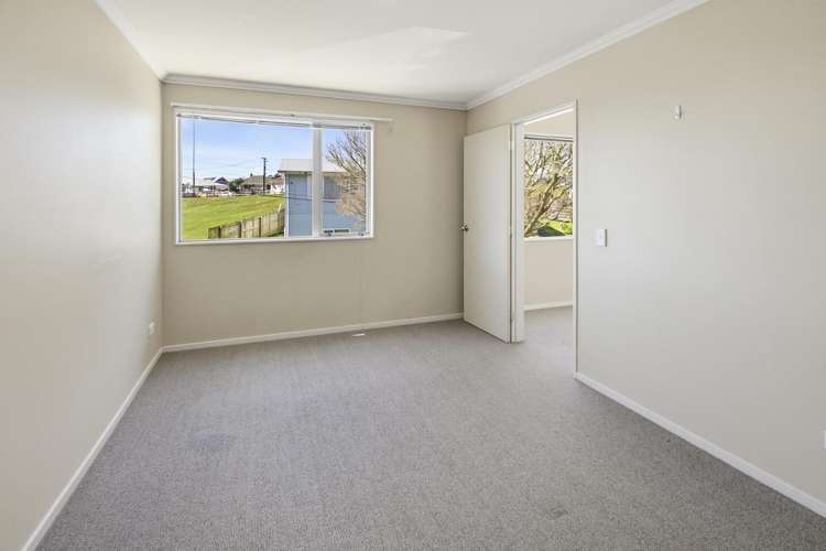 63 Haumia Street Johnsonville_10