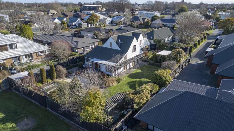 49b Regency Crescent Redwood_45