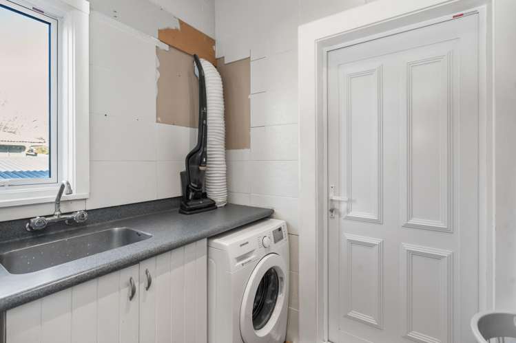 114 Wildberry Street Woolston_19