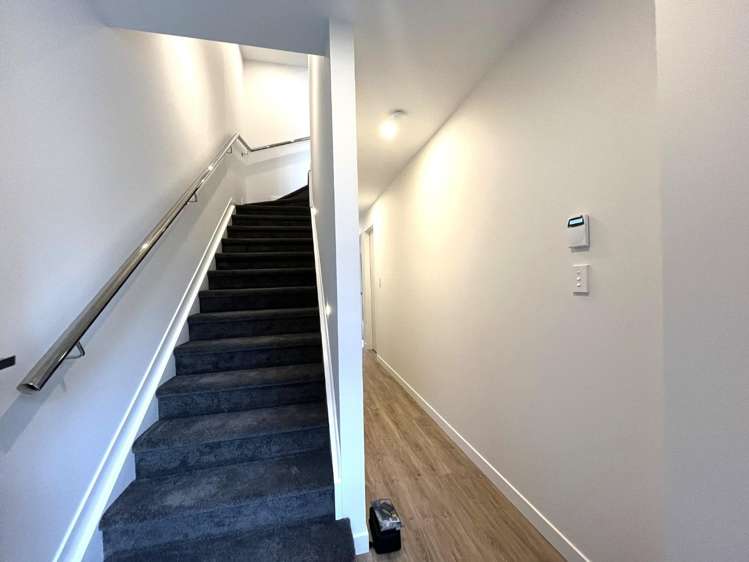 11 Irwin Lane Windsor Park_12