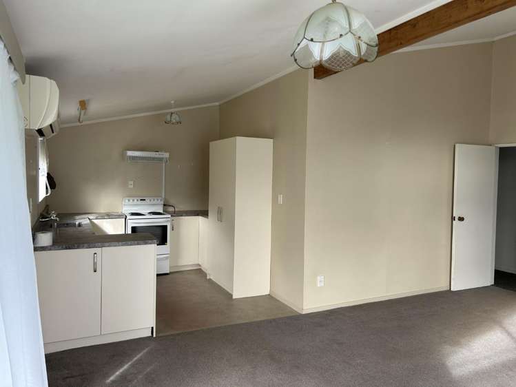 32B Bishopdale Avenue 10796_2