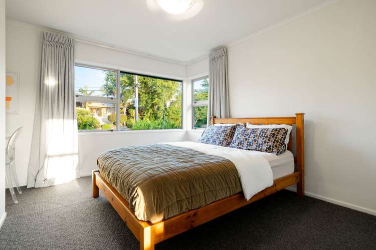 809 River Road Chartwell_25