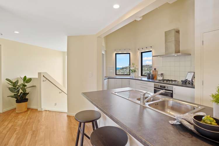 2 Cecil Wood Way Richmond Hill_11