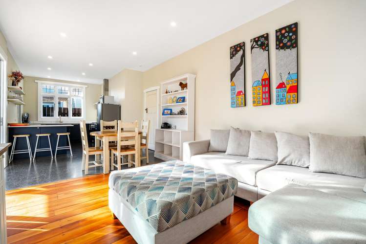 134 Onepu Road Lyall Bay_6