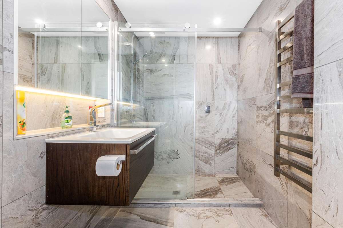 15A/30 Taranaki Street_2