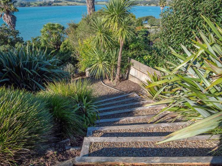 21 Grey Street East Mangonui_28