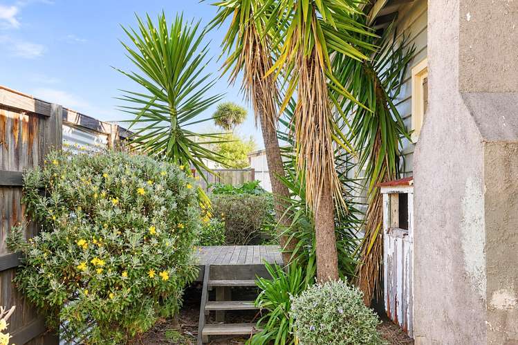 12 Devon Street Glenholme_33