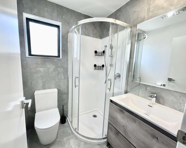 4/241 Don Buck Road Massey_6