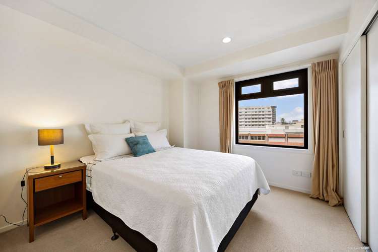 8a/2 Eden Crescent Auckland Central_6