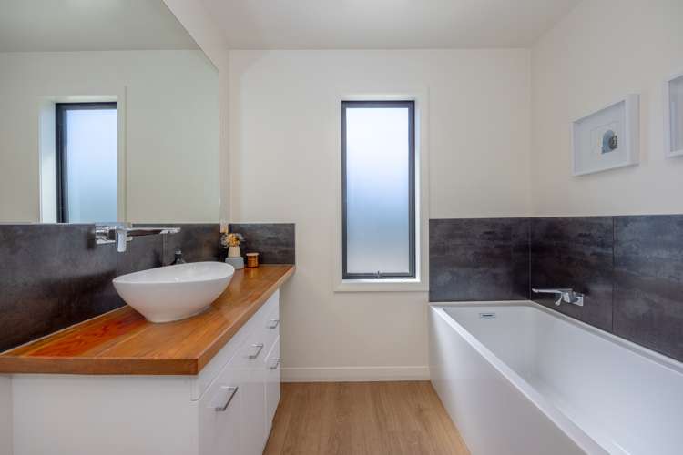 44 Noema Terrace Lake Hawea_11