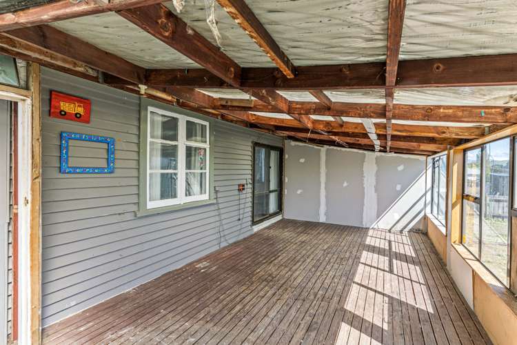 42 Princes Street Waikari_13