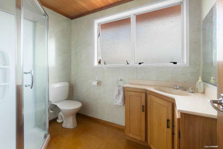 54 Judkins Crescent Cockle Bay_16