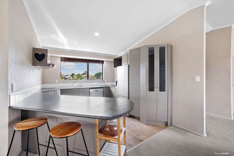 2/9 Morton Avenue Forrest Hill_6