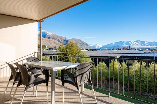Unit 80, Oakridge Resort, 20 Studholme Road Wanaka_2