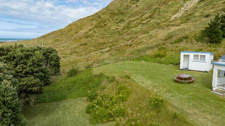 1061 Mataikona Road Mataikona_1