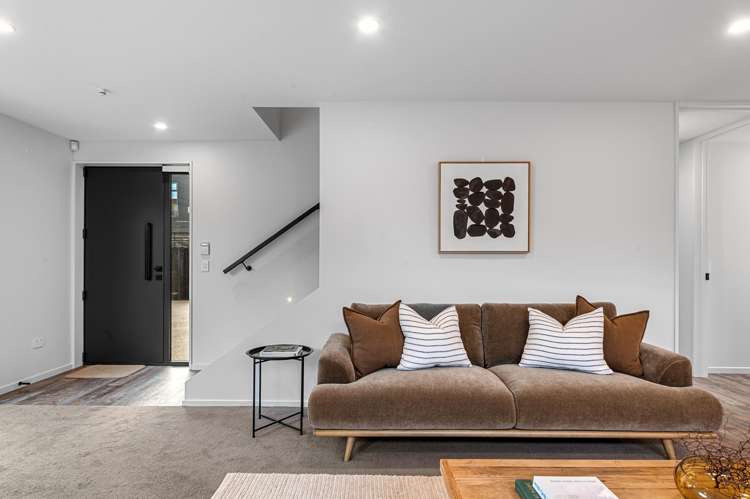 1/127 Saint Albans Street Saint Albans_11