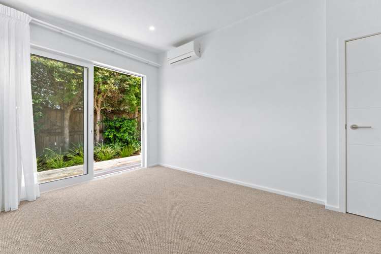 37a Parr Terrace Castor Bay_11