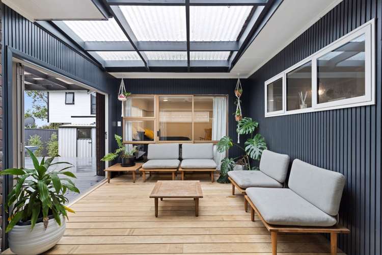 94 Pleasant Road Titirangi_23