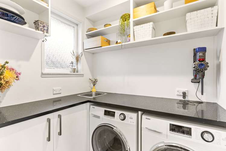 11 Grainger Road Te Atatu South_12