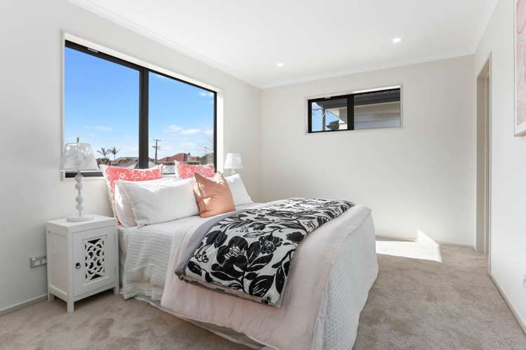 2/155 Portage Road New Lynn_7