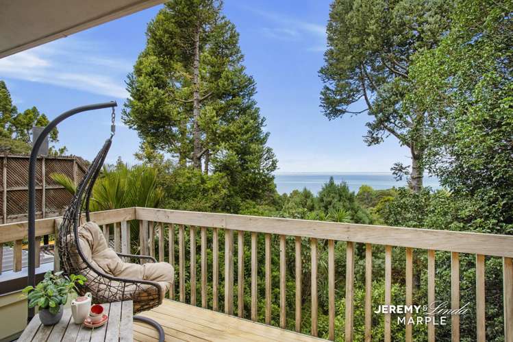 47 Takahe Road Titirangi_2