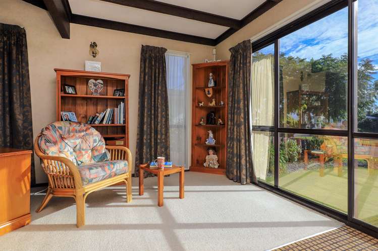 27 Donegal Crescent Tamatea_6