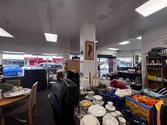 217-219 High Street Hutt Central_3