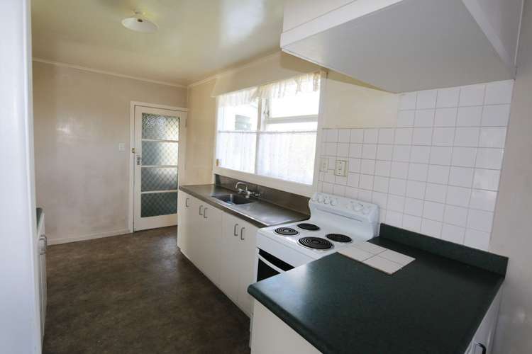 44 Brains Road Kelston_4