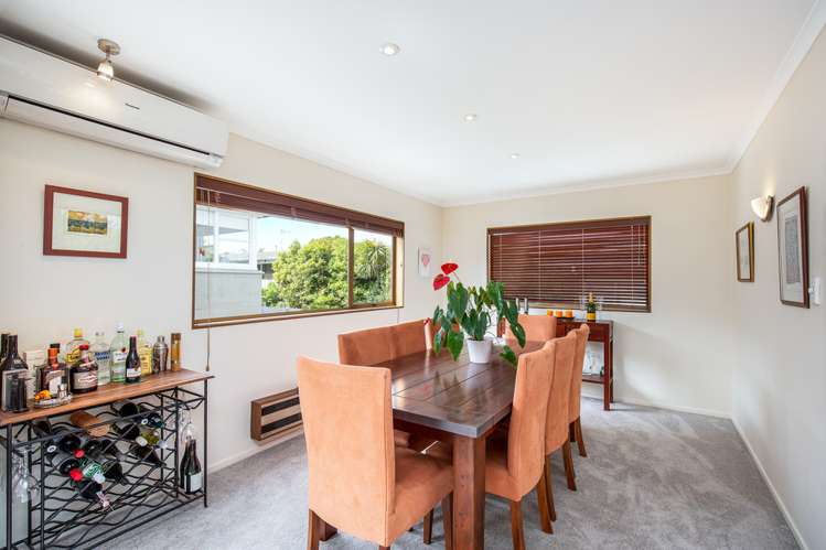 1/18 Holdaway Avenue Northcote_22