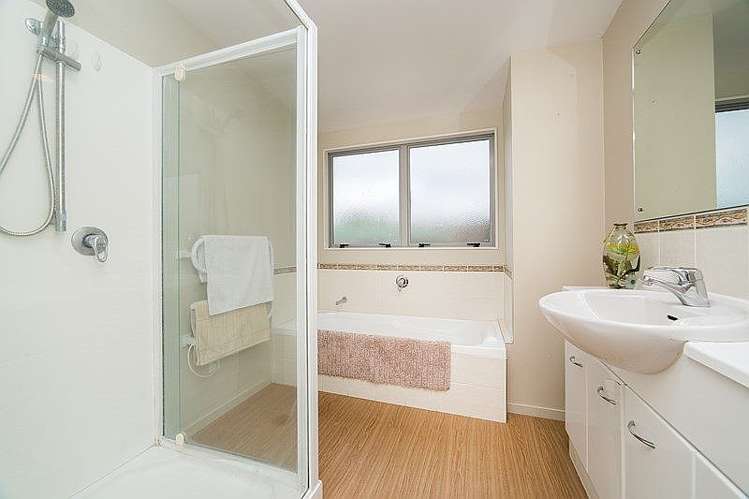 302a Upper Queen Street Pukekohe_13